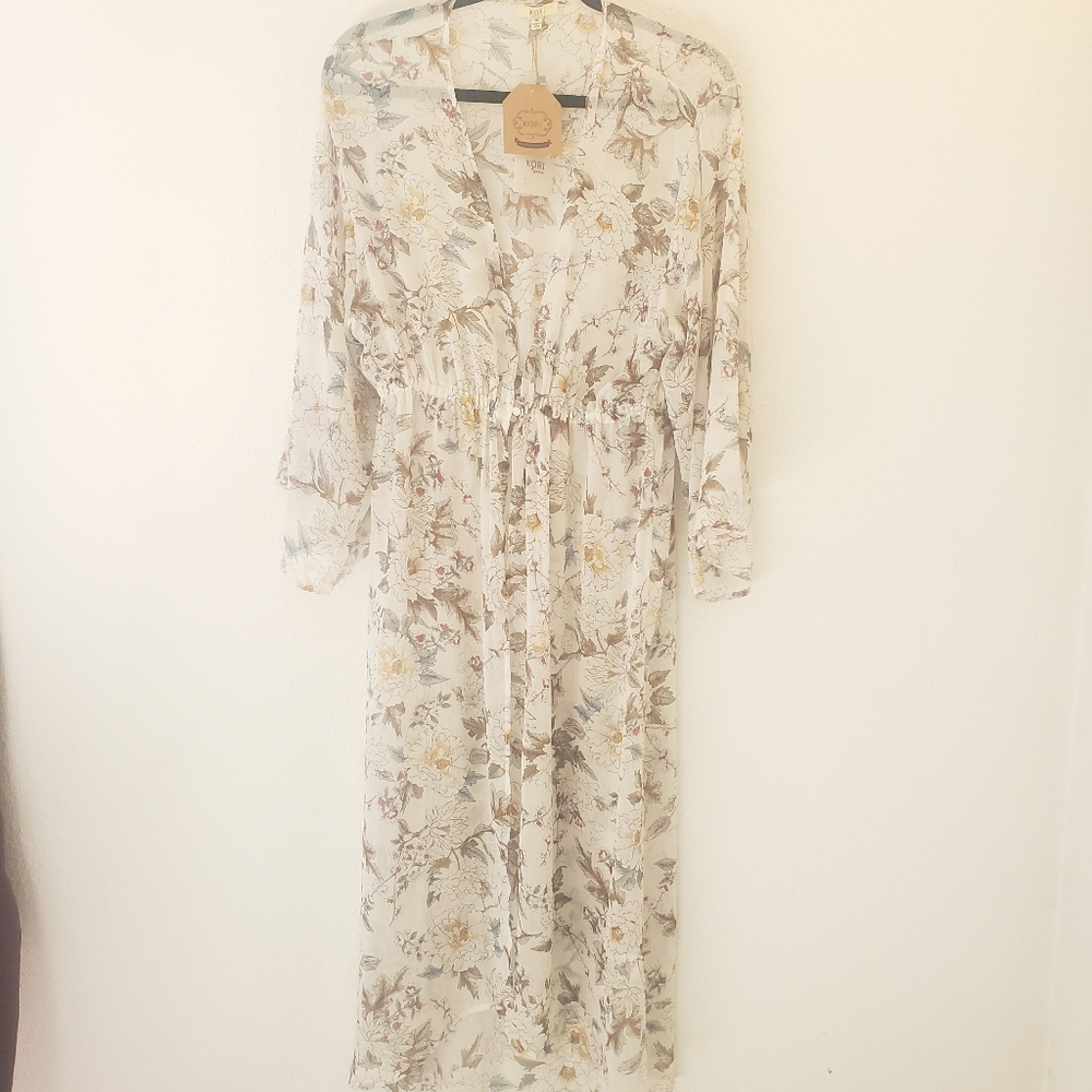 Floral kimono